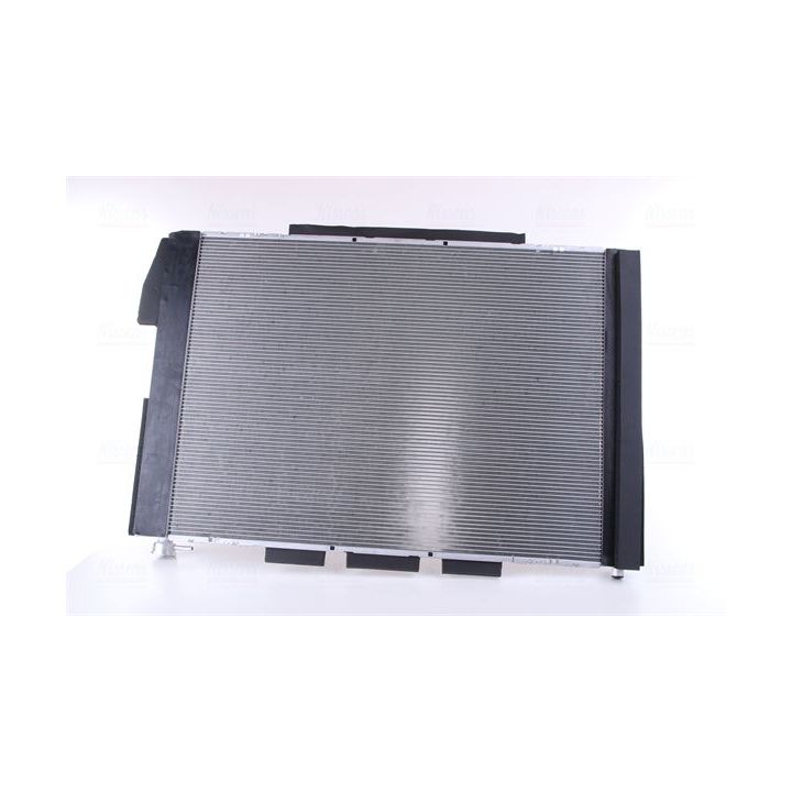 Radiatorius, variklio aušinimas NISSENS 64660