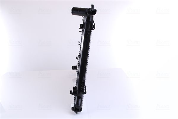 Radiatorius, variklio aušinimas NISSENS 666233