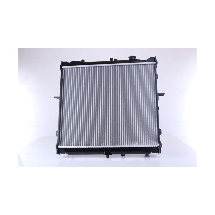 Radiatorius, variklio aušinimas NISSENS 66642