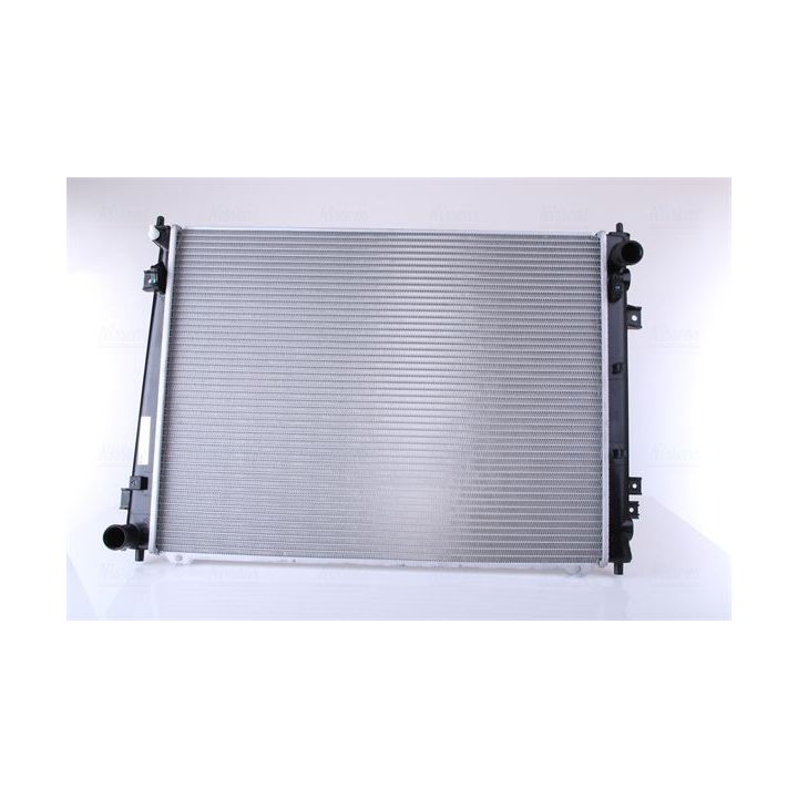 Radiatorius, variklio aušinimas NISSENS 66684