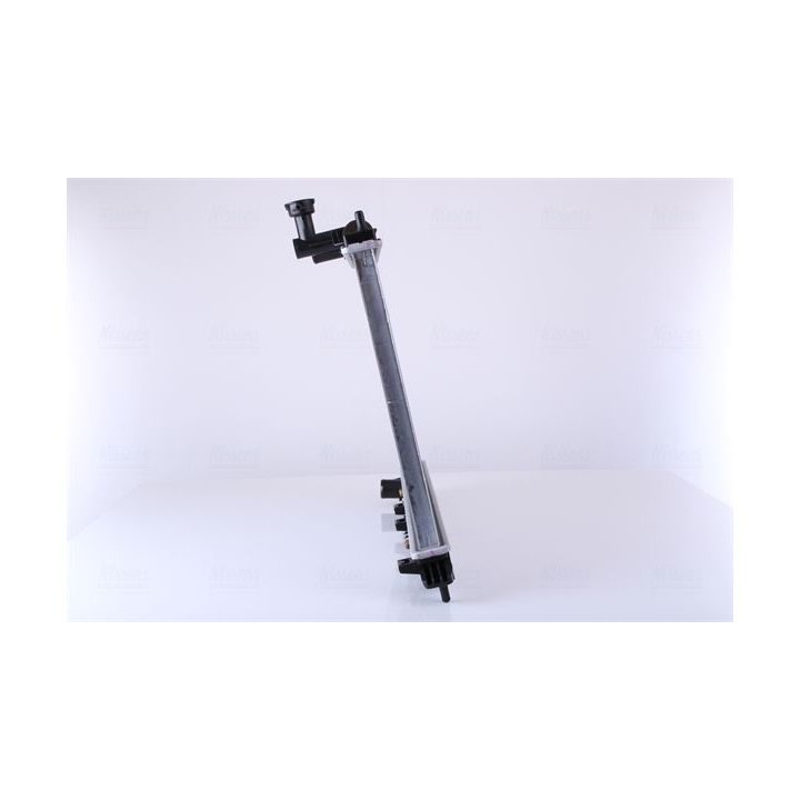 Radiatorius, variklio aušinimas NISSENS 66687