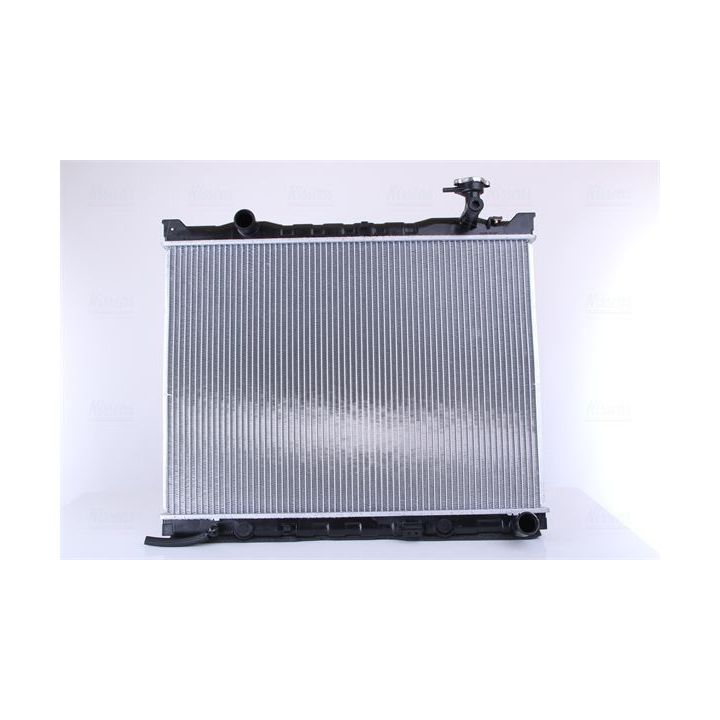 Radiatorius, variklio aušinimas NISSENS 66766