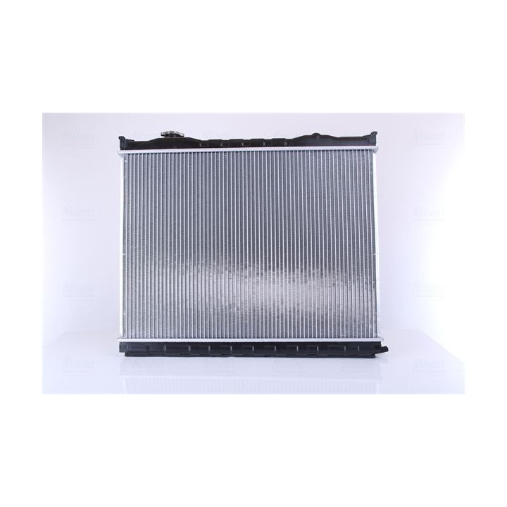 Radiatorius, variklio aušinimas NISSENS 66766