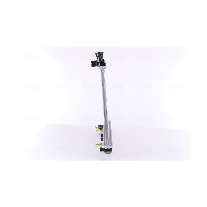 Radiatorius, variklio aušinimas NISSENS 67023