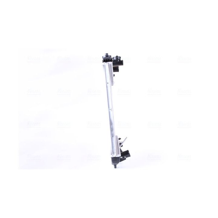 Radiatorius, variklio aušinimas NISSENS 67028