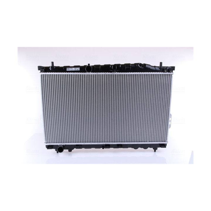 Radiatorius, variklio aušinimas NISSENS 67032