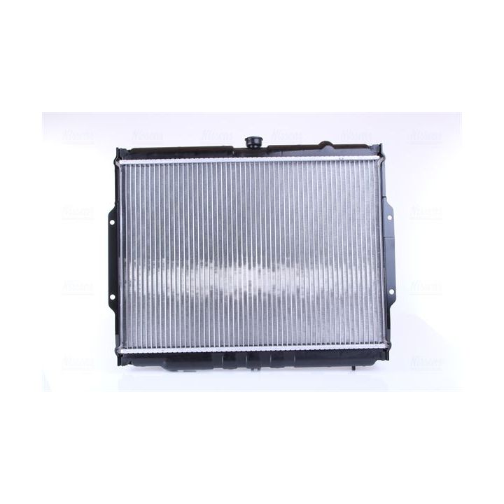 Radiatorius, variklio aušinimas NISSENS 67046