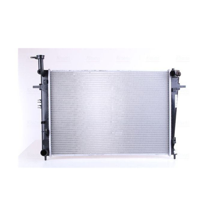 Radiatorius, variklio aušinimas NISSENS 675003