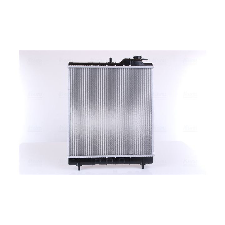 Radiatorius, variklio aušinimas NISSENS 675006