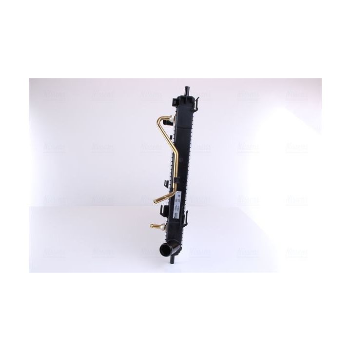 Radiatorius, variklio aušinimas NISSENS 675014