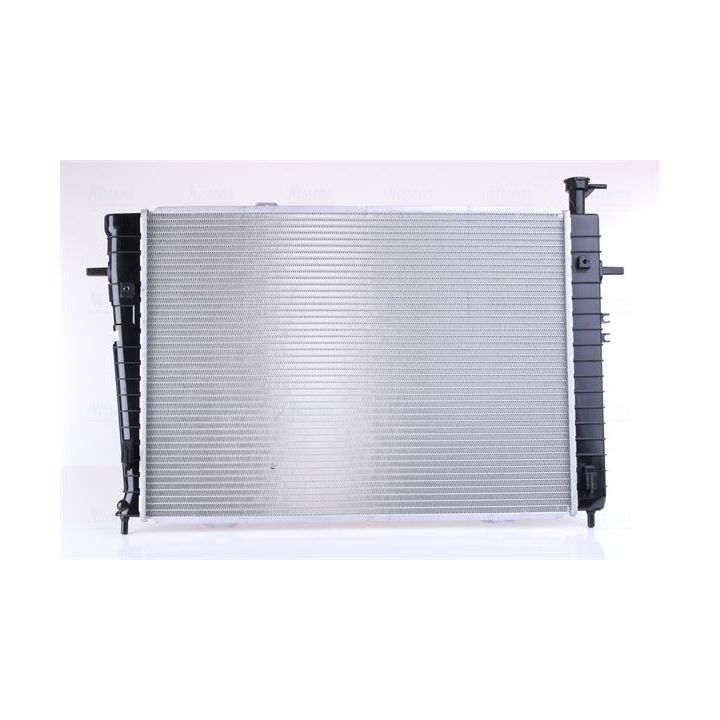 Radiatorius, variklio aušinimas NISSENS 675015