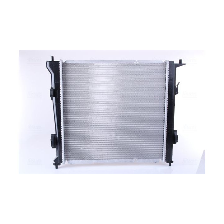 Radiatorius, variklio aušinimas NISSENS 675016