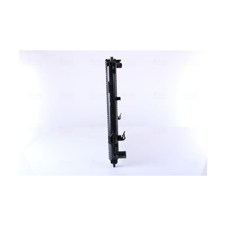 Radiatorius, variklio aušinimas NISSENS 675016