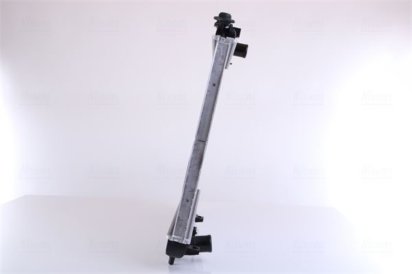 Radiatorius, variklio aušinimas NISSENS 675017