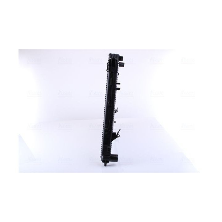 Radiatorius, variklio aušinimas NISSENS 675018