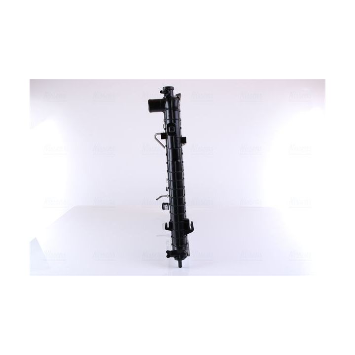 Radiatorius, variklio aušinimas NISSENS 675034