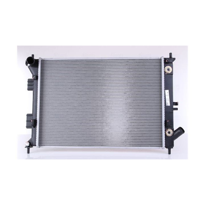 Radiatorius, variklio aušinimas NISSENS 675038