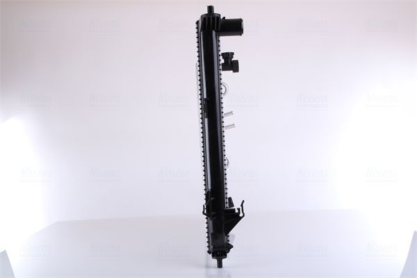 Radiatorius, variklio aušinimas NISSENS 675045