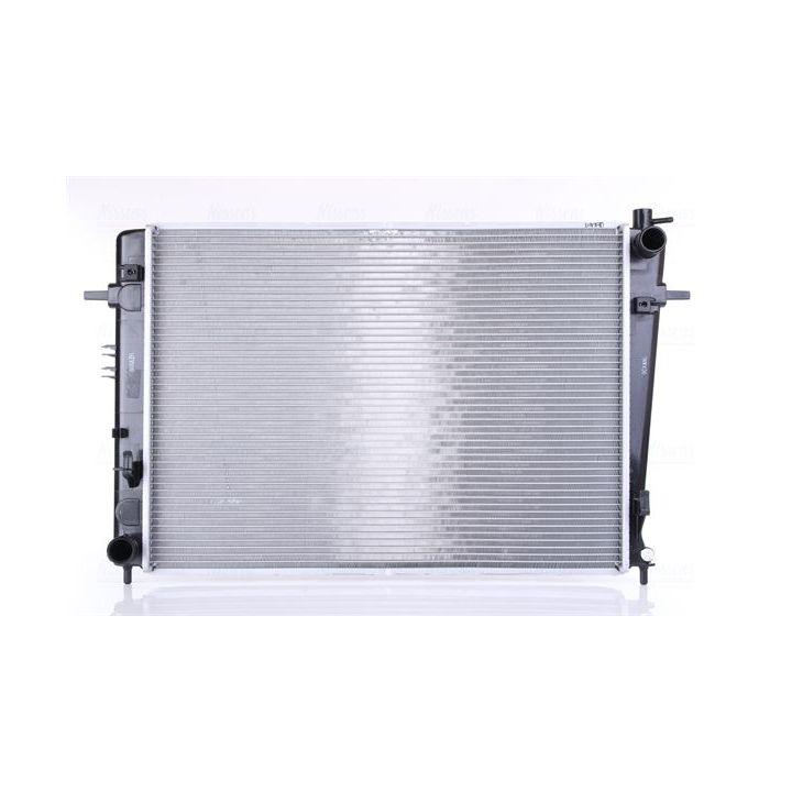 Radiatorius, variklio aušinimas NISSENS 675063