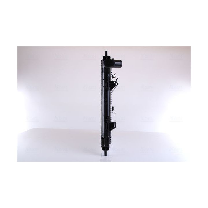 Radiatorius, variklio aušinimas NISSENS 675073