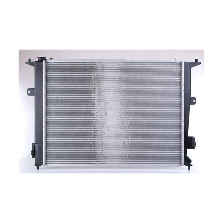 Radiatorius, variklio aušinimas NISSENS 675074