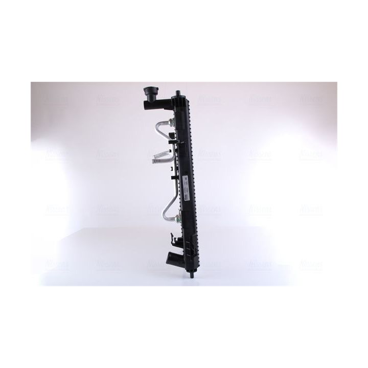 Radiatorius, variklio aušinimas NISSENS 675074