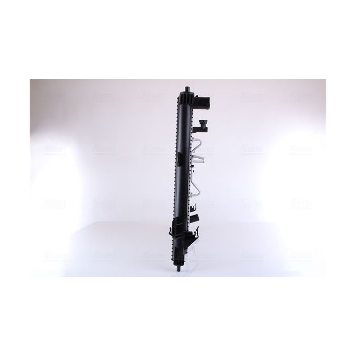 Radiatorius, variklio aušinimas NISSENS 675074