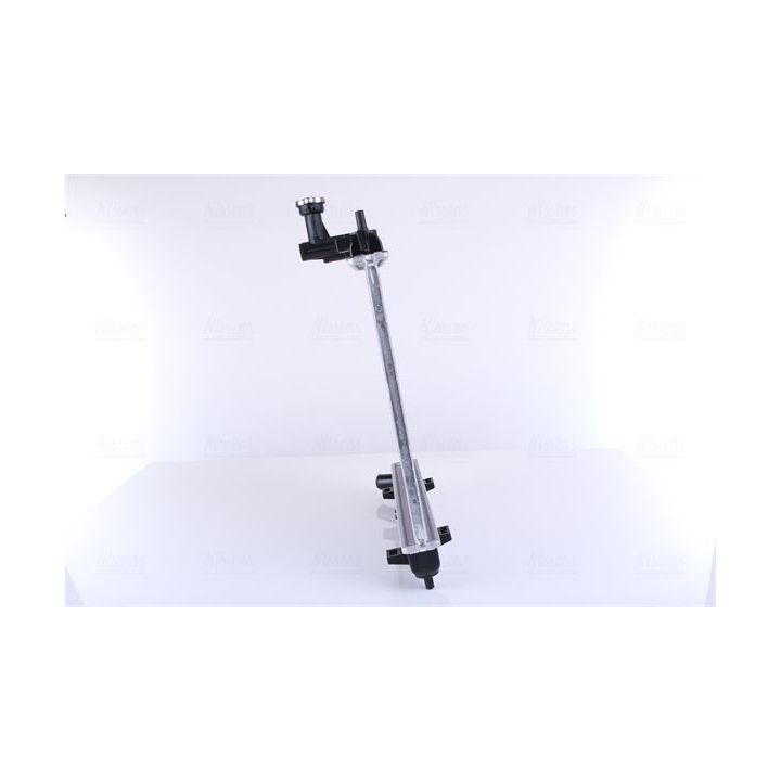 Radiatorius, variklio aušinimas NISSENS 67610