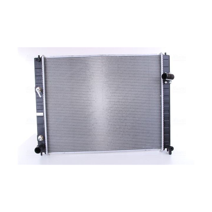 Radiatorius, variklio aušinimas NISSENS 681208