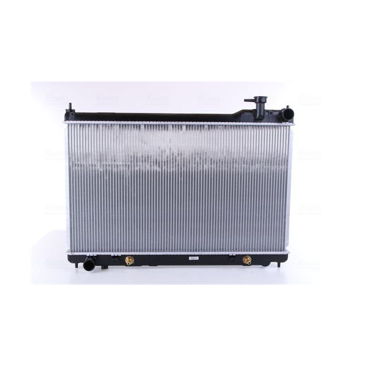 Radiatorius, variklio aušinimas NISSENS 681213