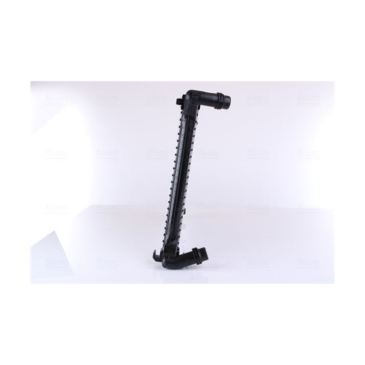 Radiatorius, variklio aušinimas NISSENS 69704A