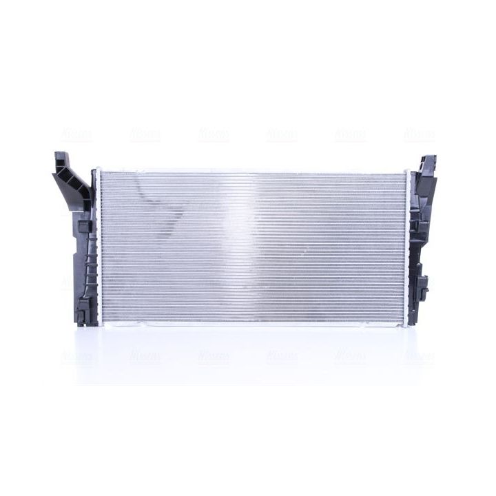 Radiatorius, variklio aušinimas NISSENS 69710