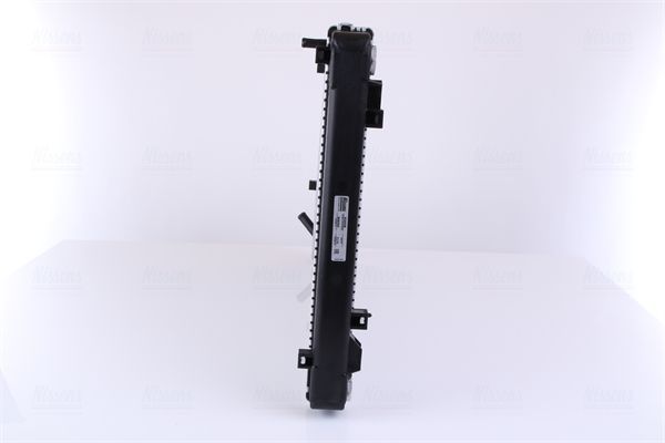 Radiatorius, variklio aušinimas NISSENS 606608