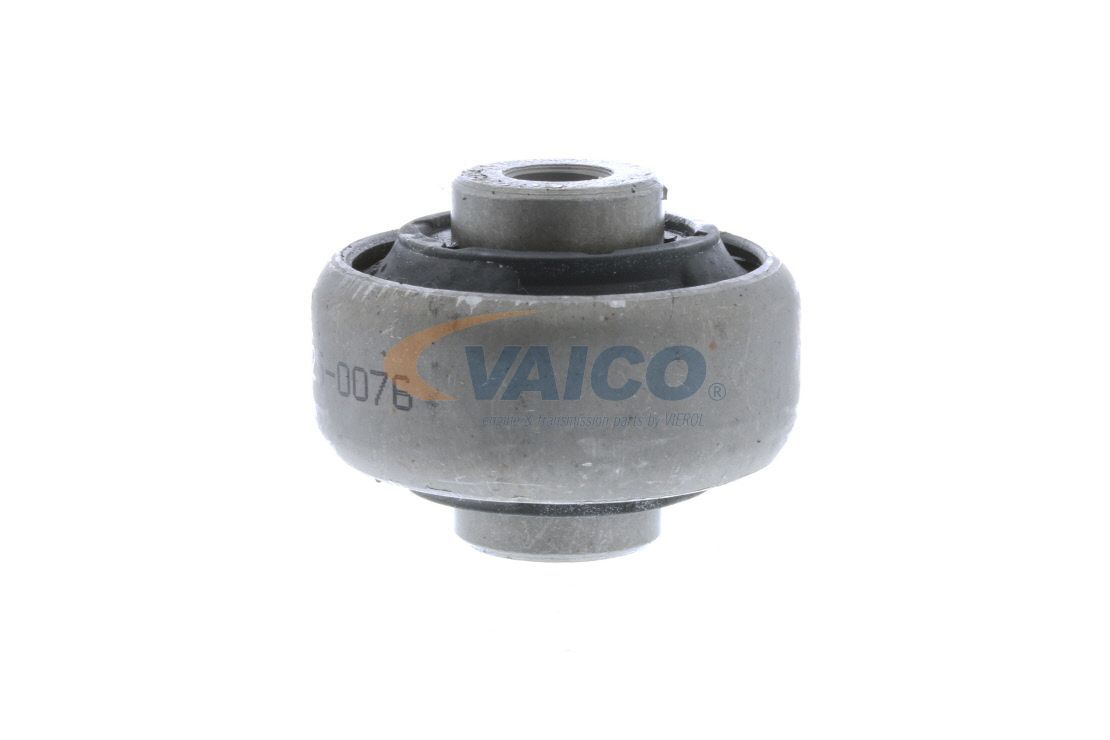 Valdymo svirties/išilginių svirčių įvorė VAICO V25-0076