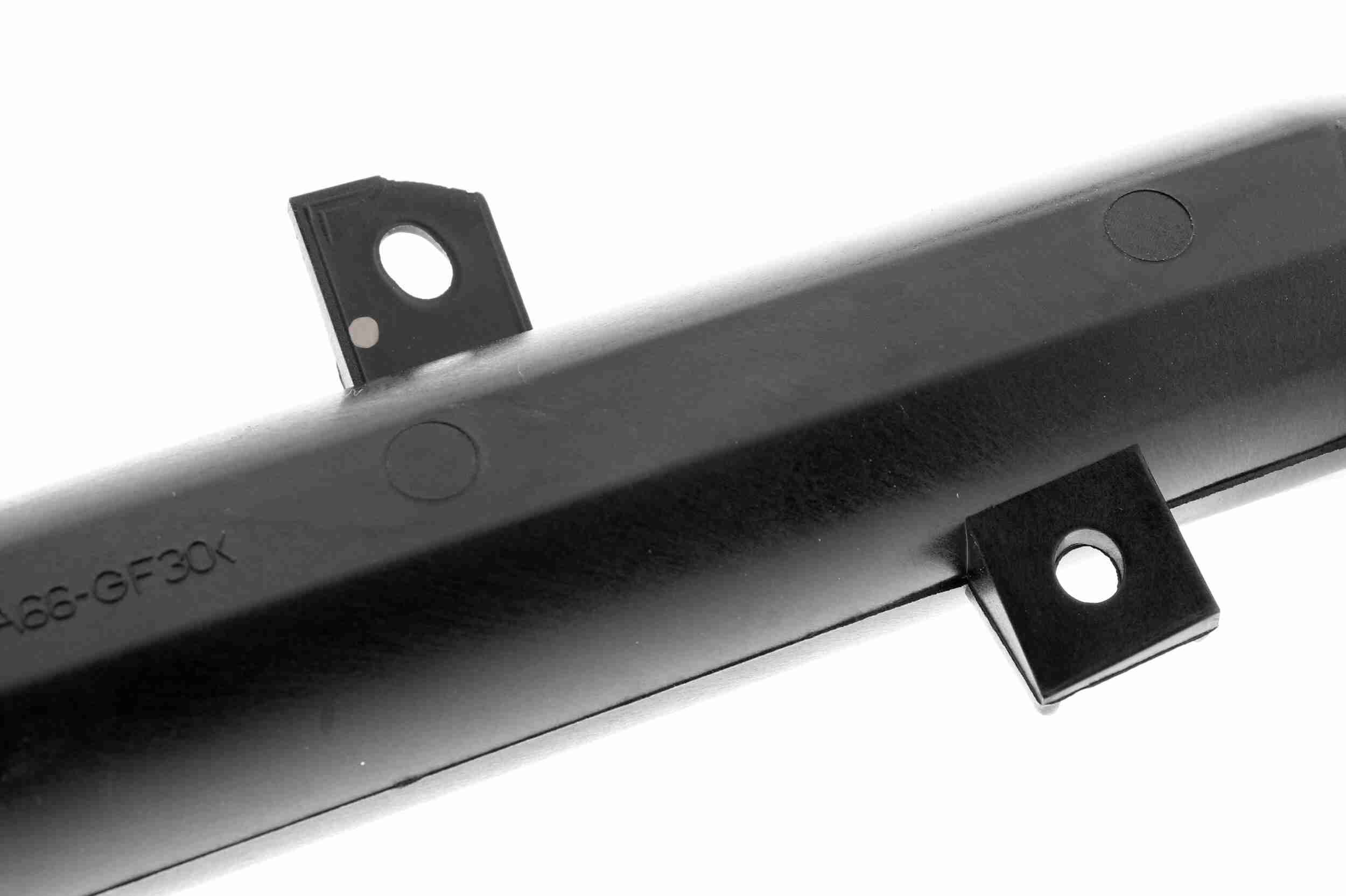 Aušinimo skysčio vamzdis VAICO V20-2132