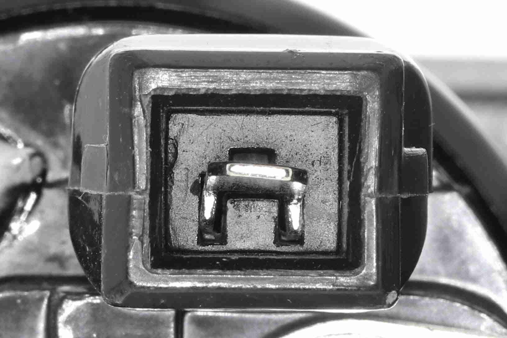 Starteris VEMO V20-12-07527