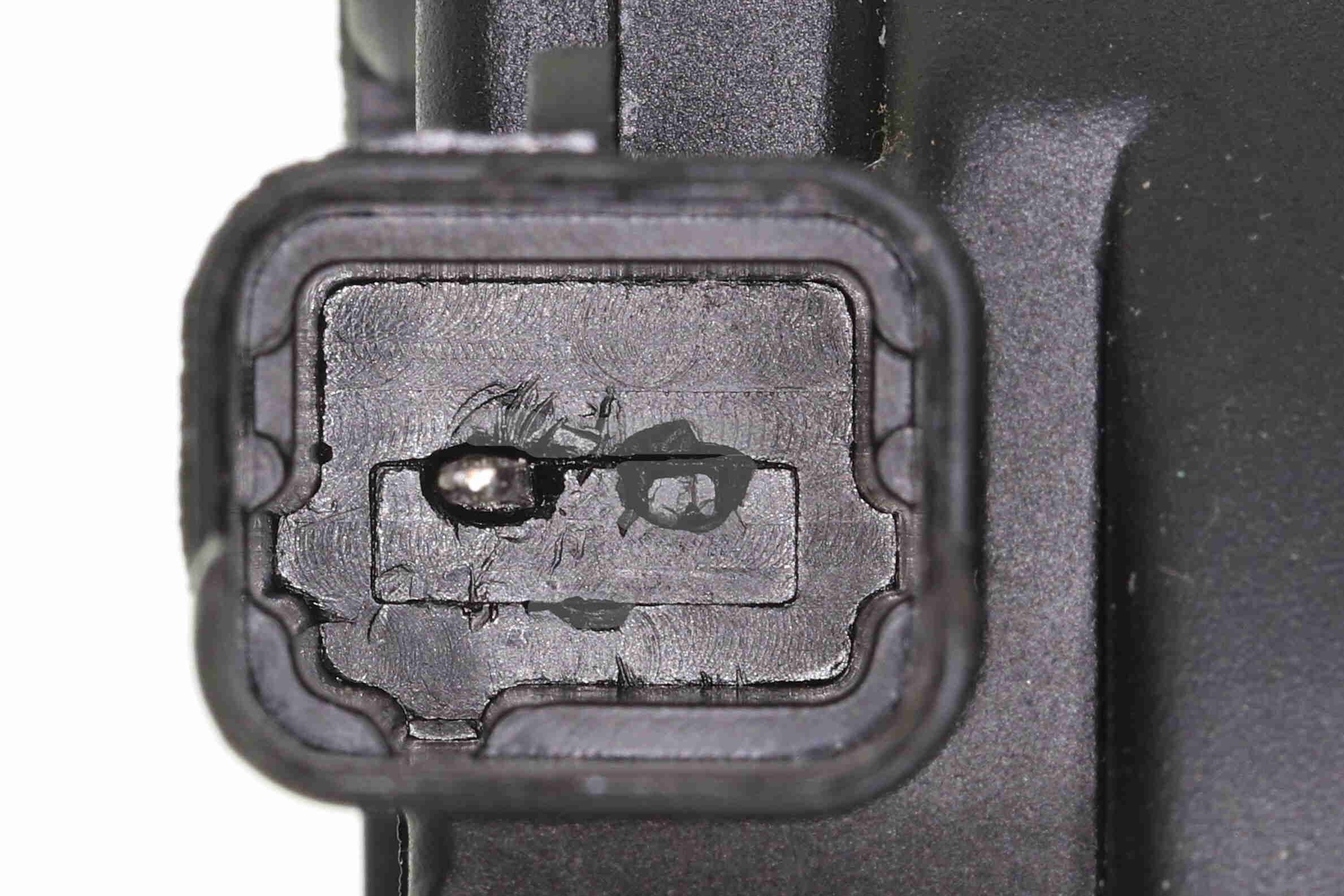 Kintamosios srovės generatorius VEMO V22-13-50002