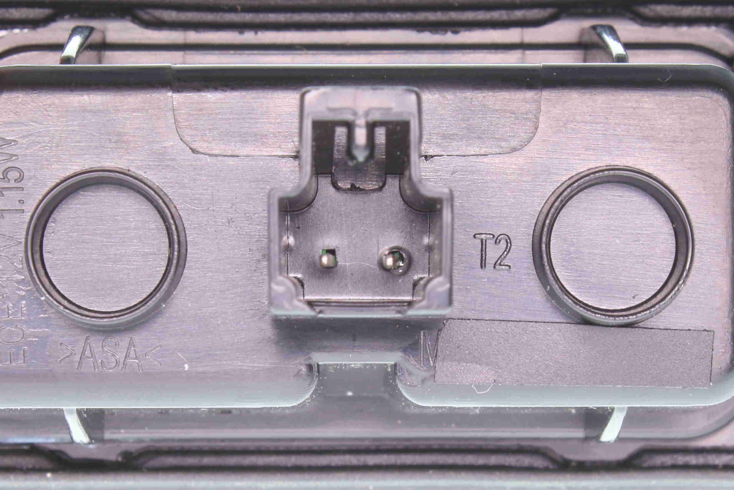 Valstybinio numerio apšvietimas VEMO V10-84-0042