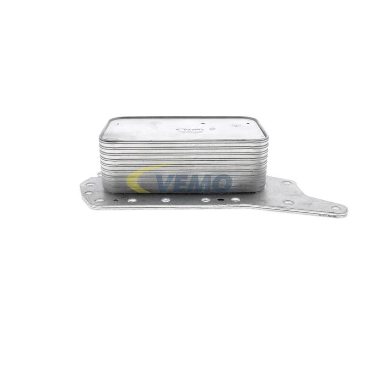 Alyvos aušintuvas, variklio alyva VEMO V30-60-1322