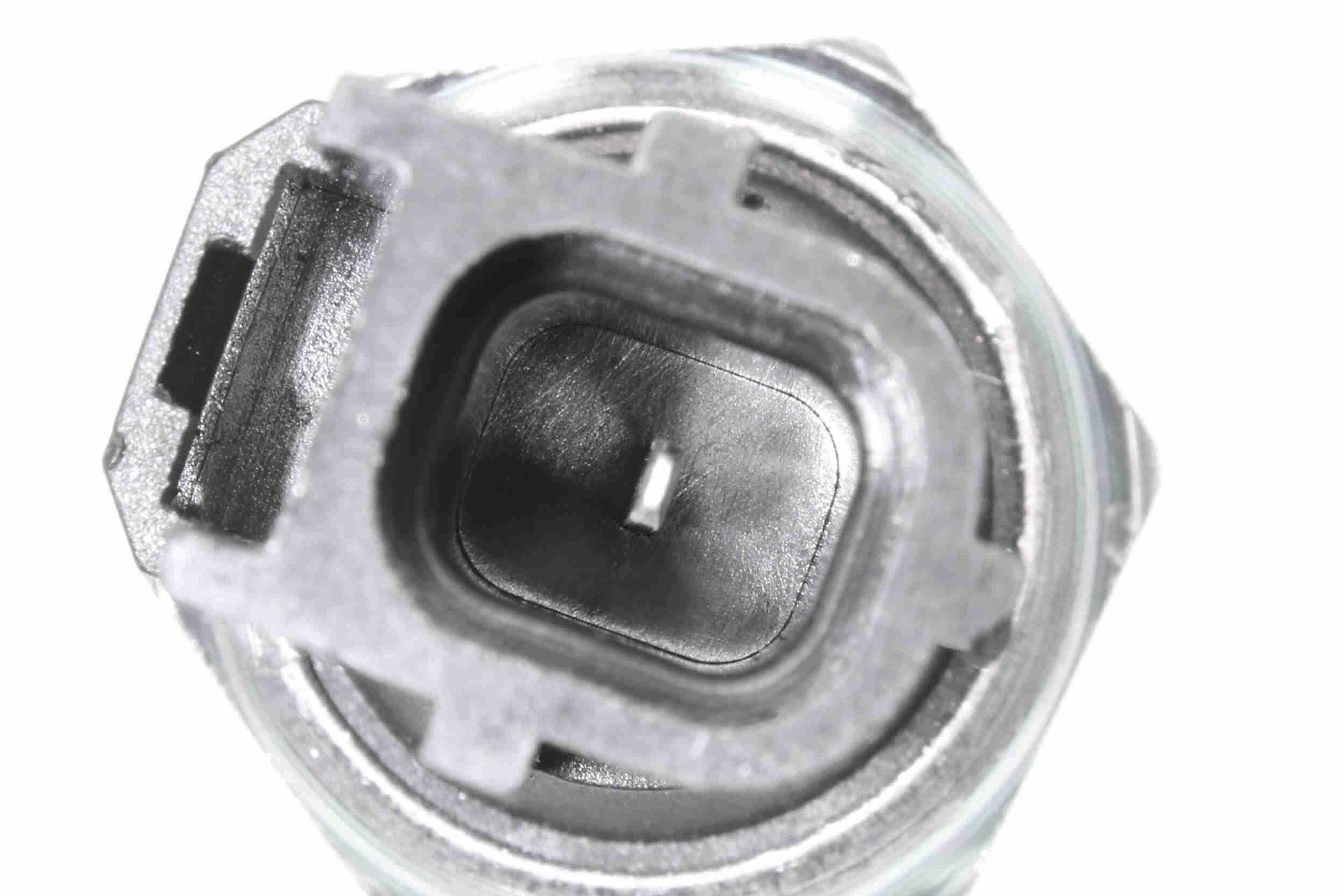 Alyvos slėgio jungiklis VEMO V25-73-0003