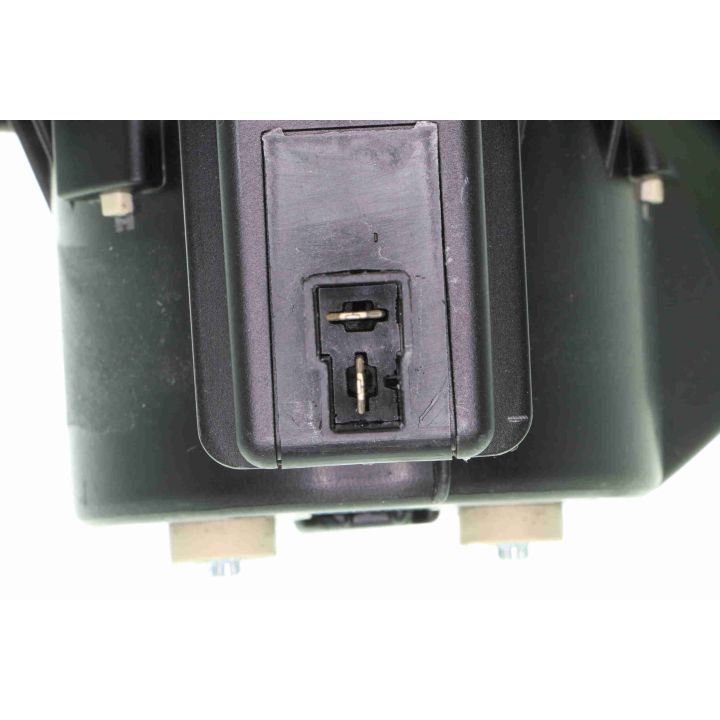 įsiurbimo ventiliatorius, kabinos oras VEMO V24-03-1347