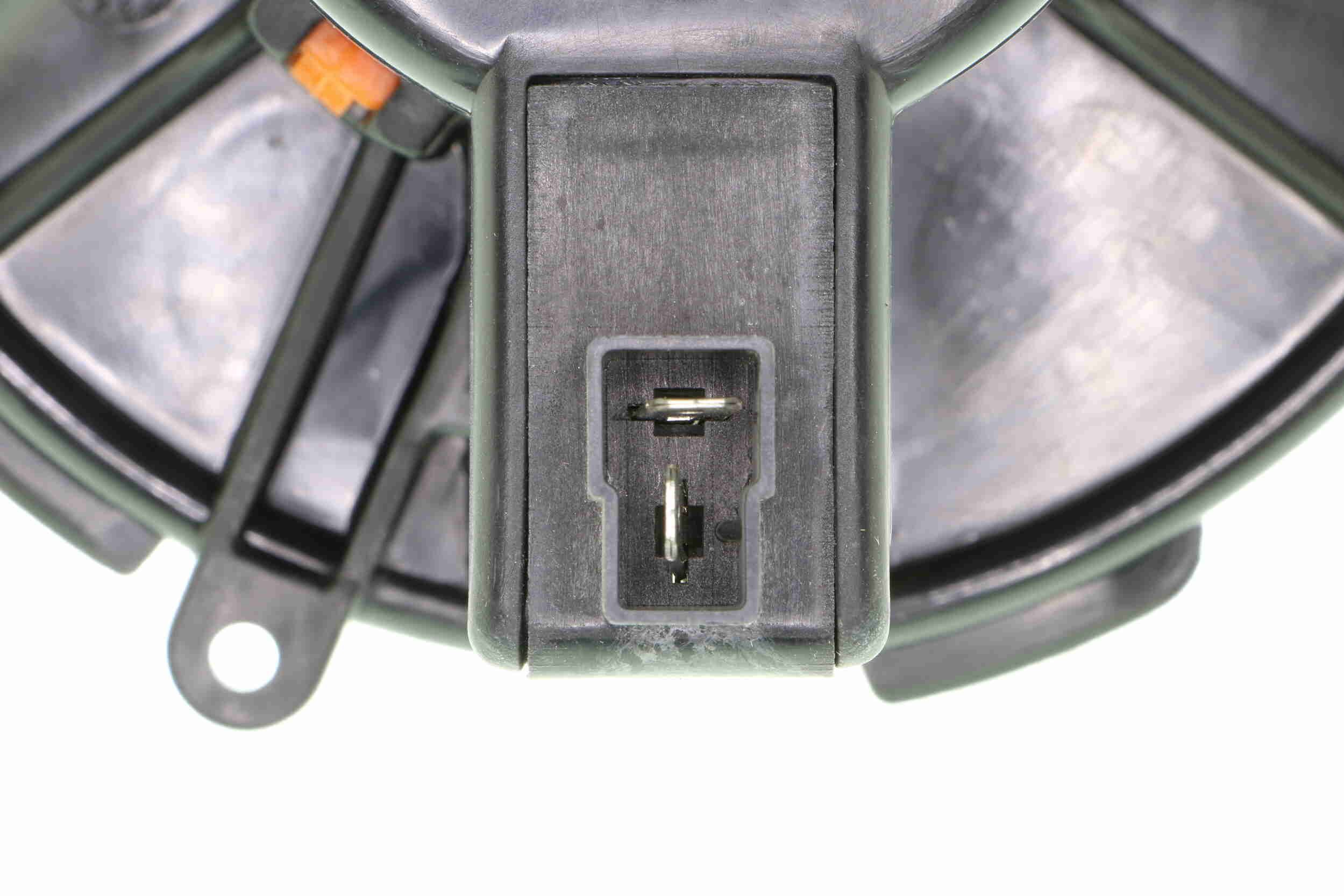 įsiurbimo ventiliatorius, kabinos oras VEMO V24-03-1354