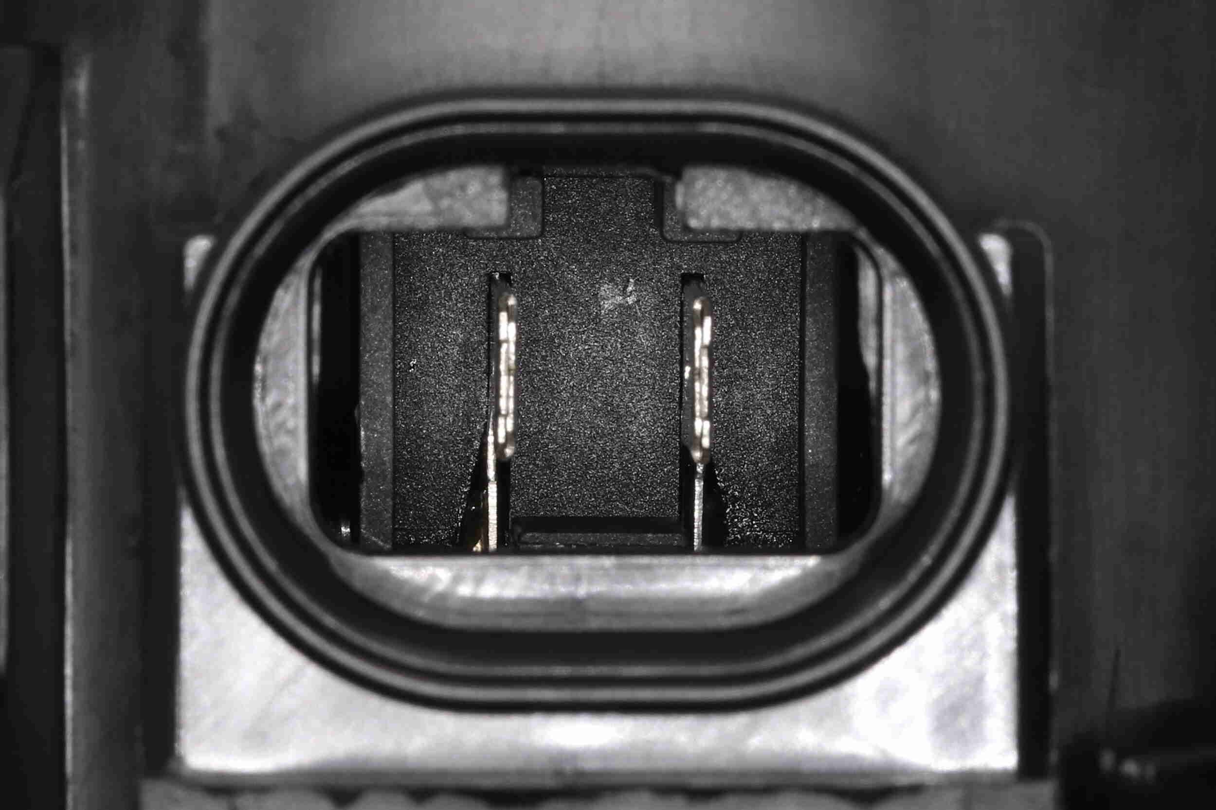 įsiurbimo ventiliatorius, kabinos oras VEMO V46-03-1373