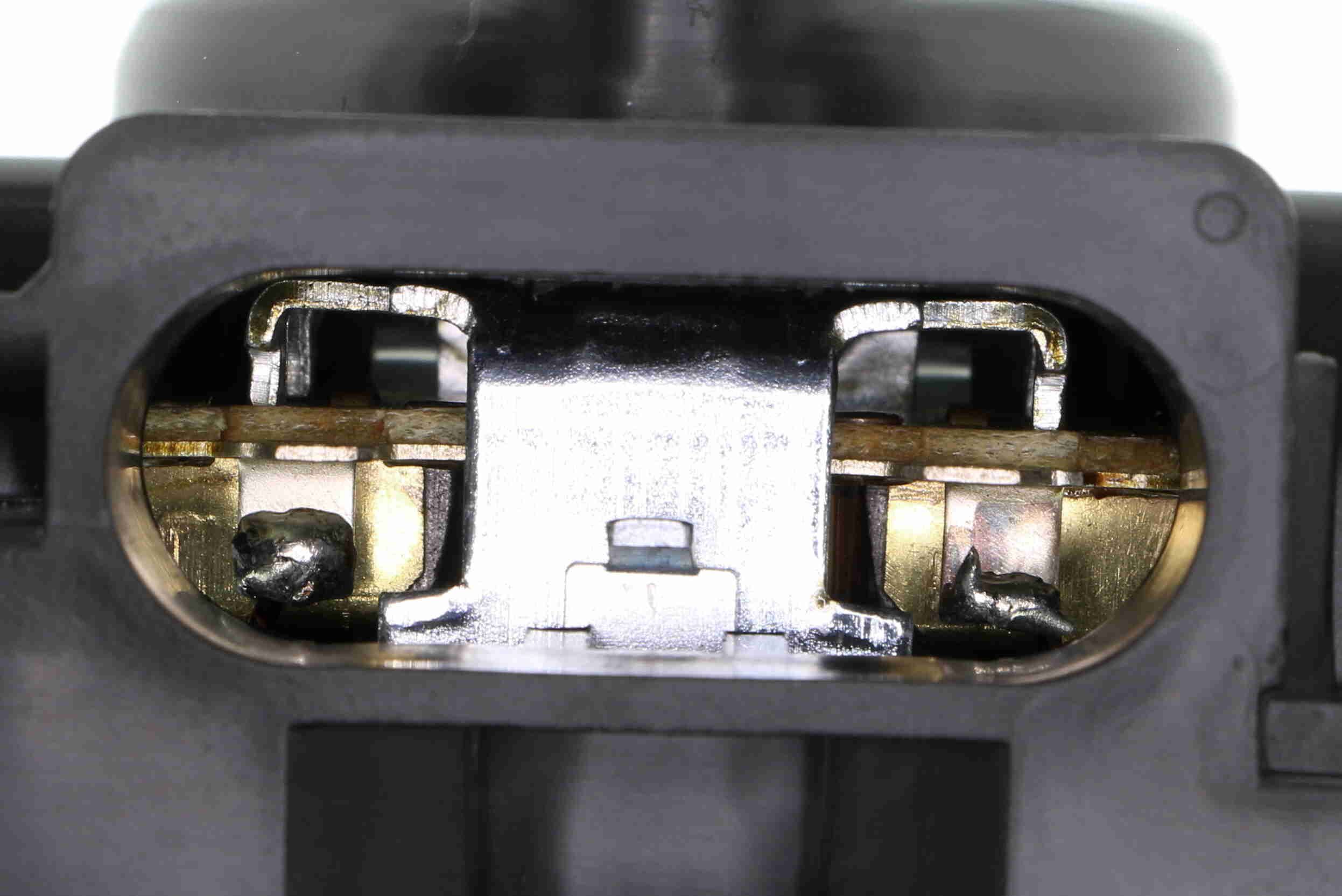 Vidaus pūtiklis VEMO V46-03-1393