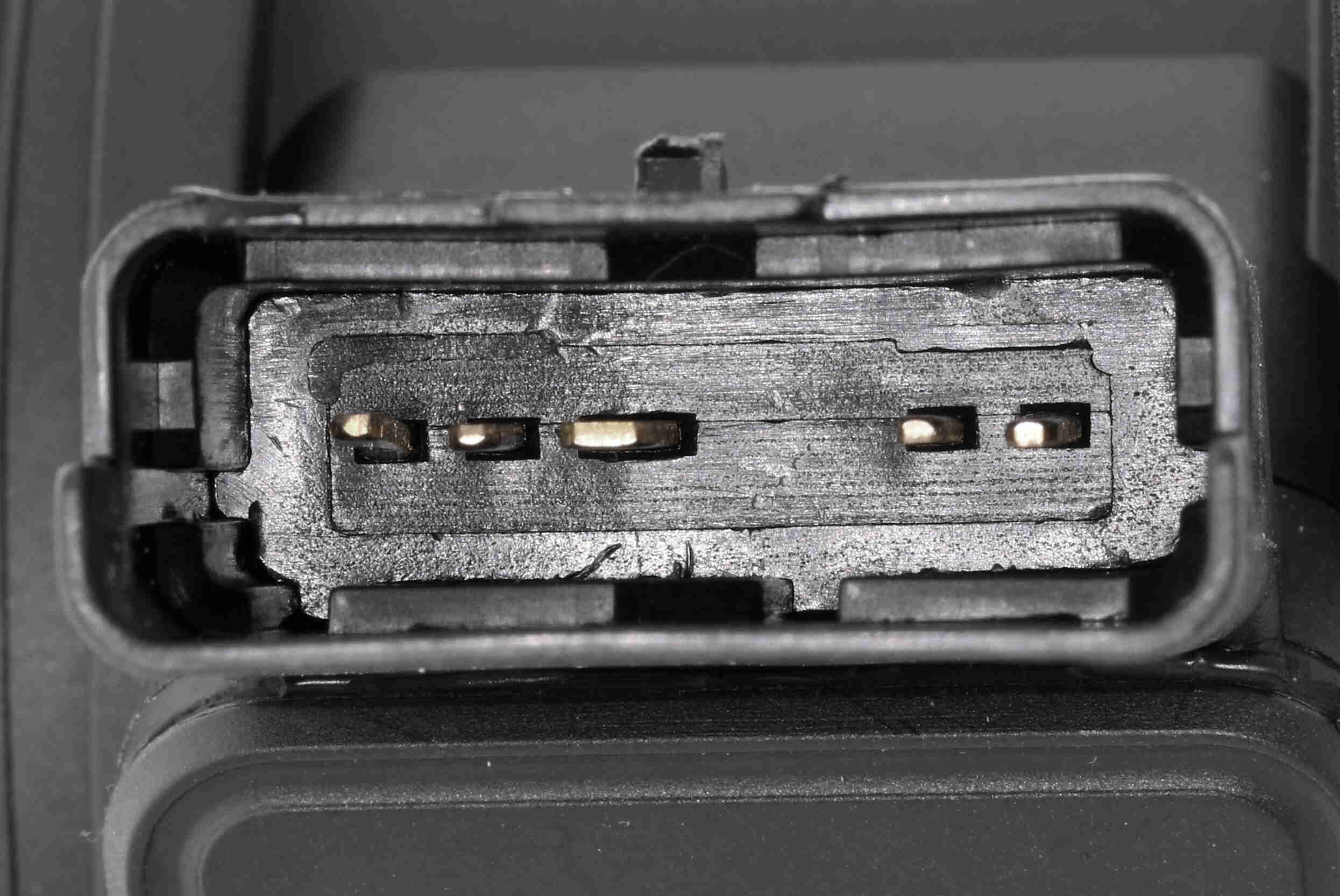 Oro masės jutiklis VEMO V24-72-0002-1