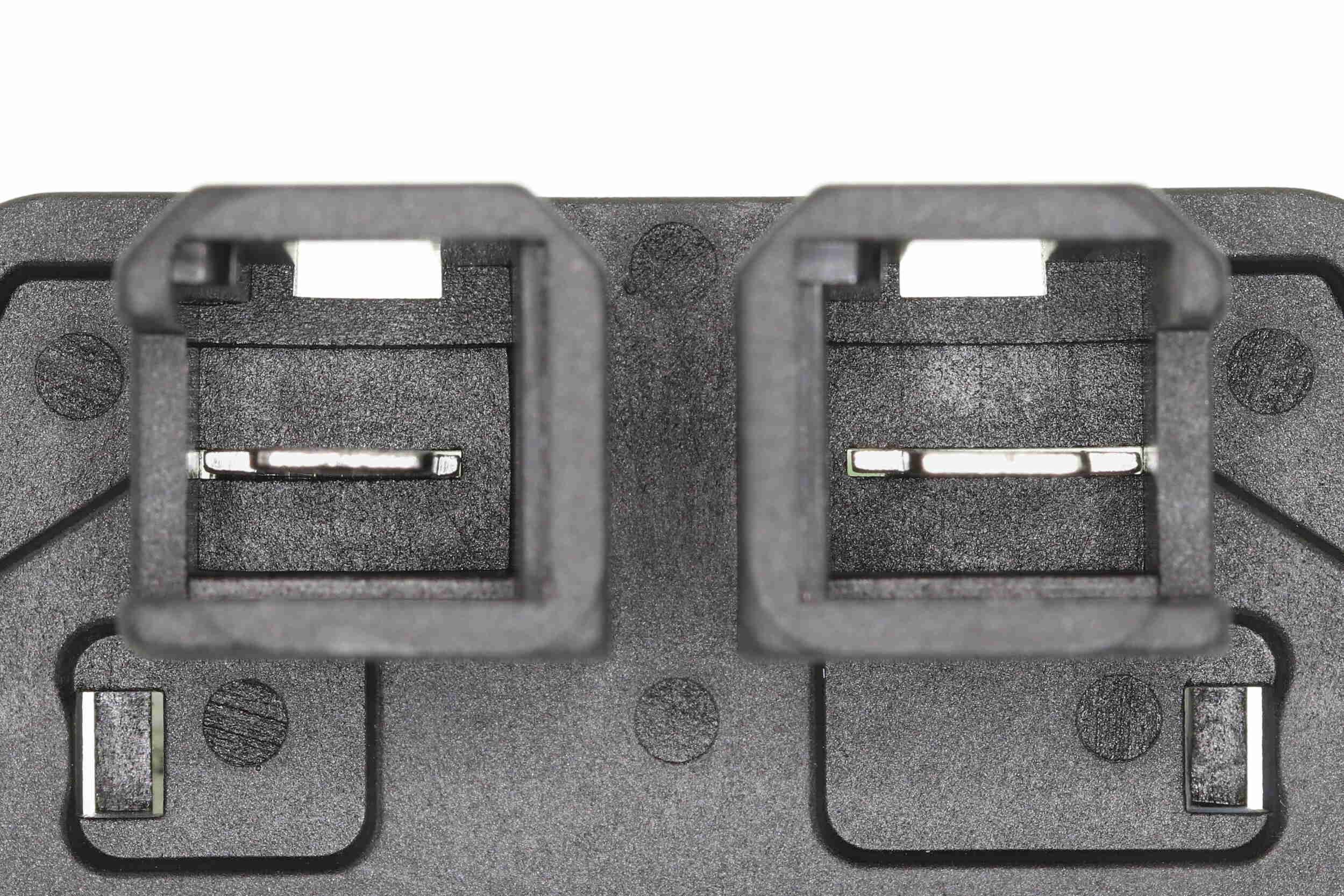 Reguliatorius, keleivio pusės ventiliatorius VEMO V24-79-0024