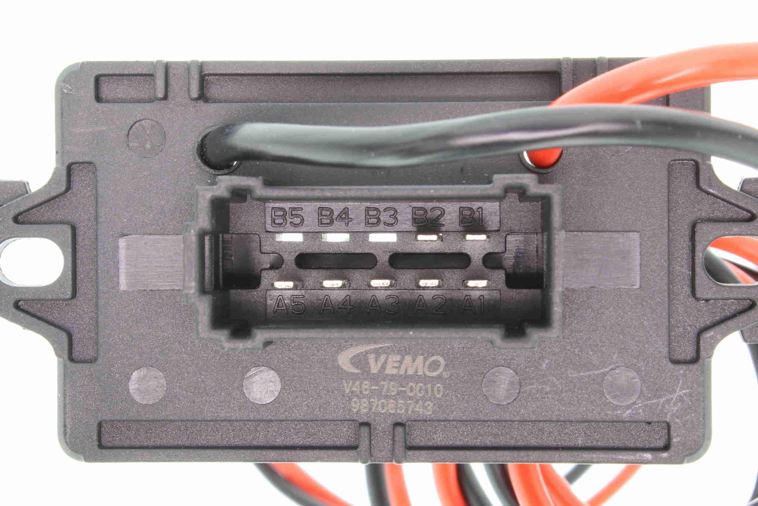 Reguliatorius, keleivio pusės ventiliatorius VEMO V46-79-0010