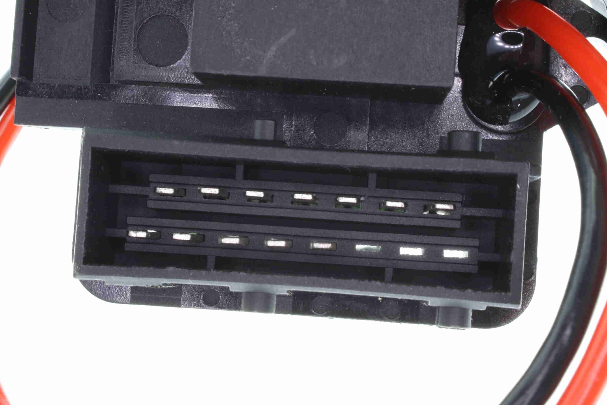 Reguliatorius, keleivio pusės ventiliatorius VEMO V46-79-0028