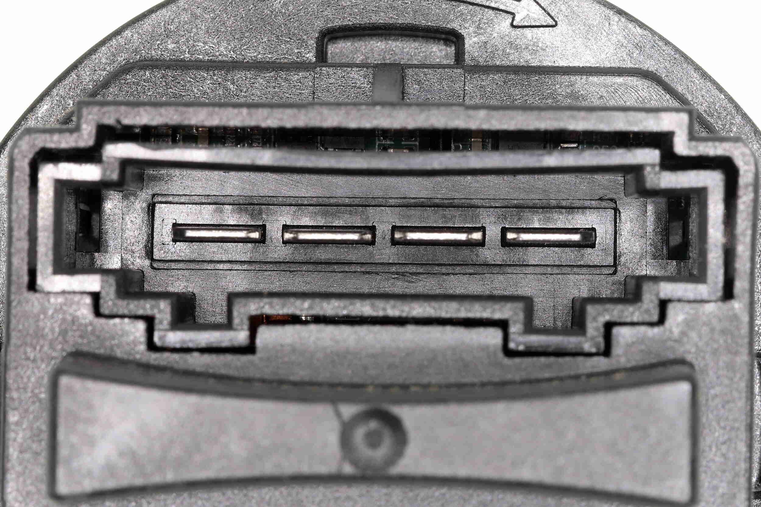 Reguliatorius, keleivio pusės ventiliatorius VEMO V48-79-0007