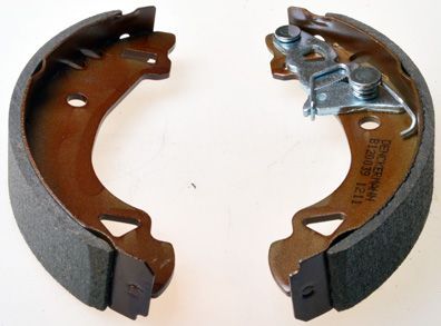 Stabdžių trinkelių komplektas DENCKERMANN B120039
